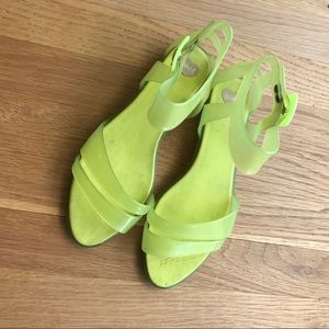 Mel by Melissa Chartreuse Jelly Sandals Sz 7